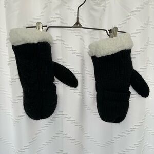 VS PINK Sherpa mittens